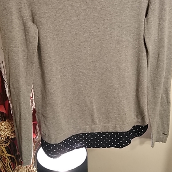 Women's Tommy Hilfiger Shirt - Picture 3 of 5